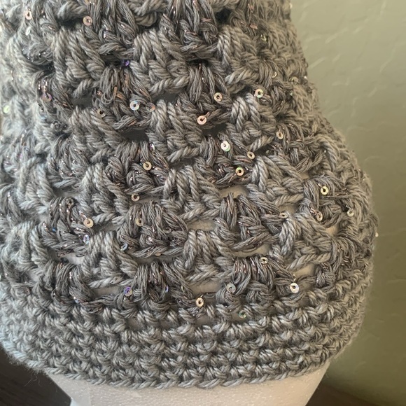 Gray Silver Sequined‎ Knit Beanie Cap  NWT - Picture 5 of 5